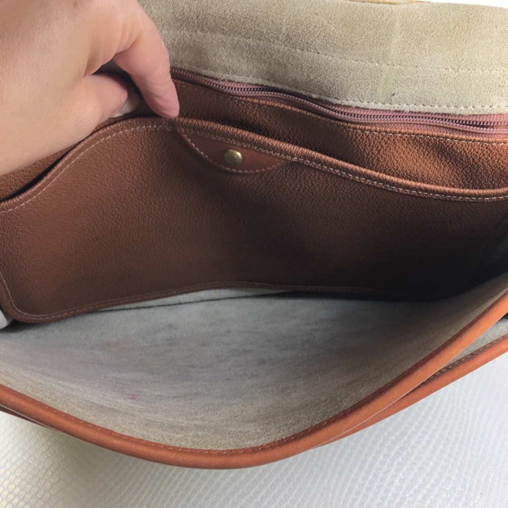 90s Dooney & Bourke All Weather Leather Briefcase - Picture 3 of 8